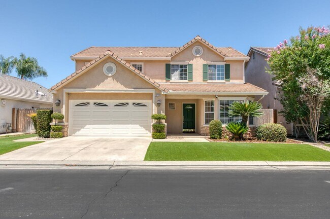 Building Photo - 3750 W Vincent Ln