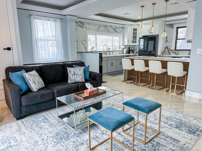 Foto del edificio - Gorgeous 2 bed in Allston