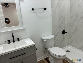 Building Photo - 612 S 26th St