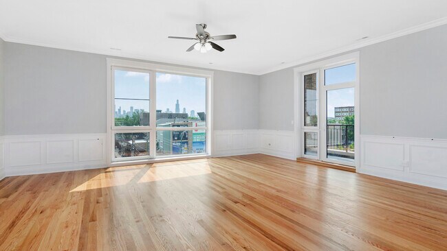 Foto del edificio - 520 N Western Ave