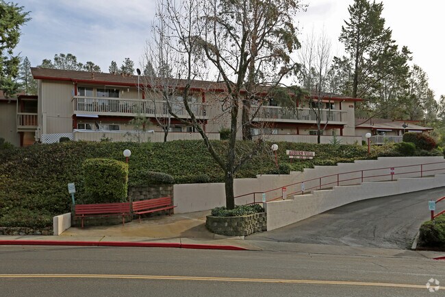 Foto del edificio - Auburn Villa