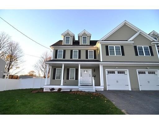 Building Photo - 17 Richardson St