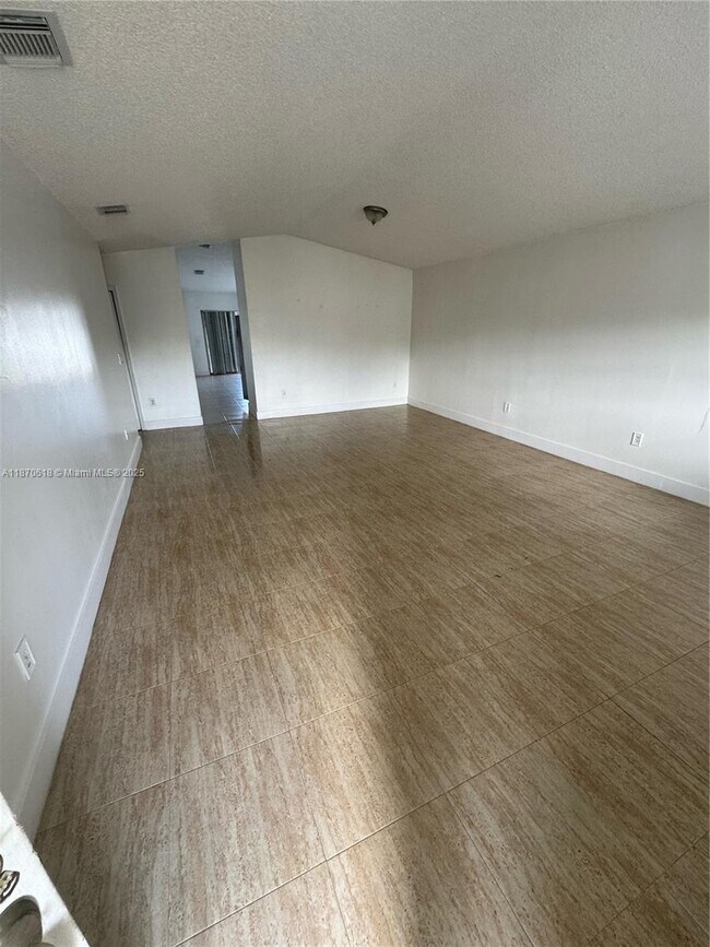 Foto del edificio - 17001 SW 146th Ct