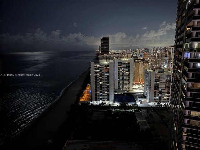 Foto del edificio - 1830 S Ocean Dr