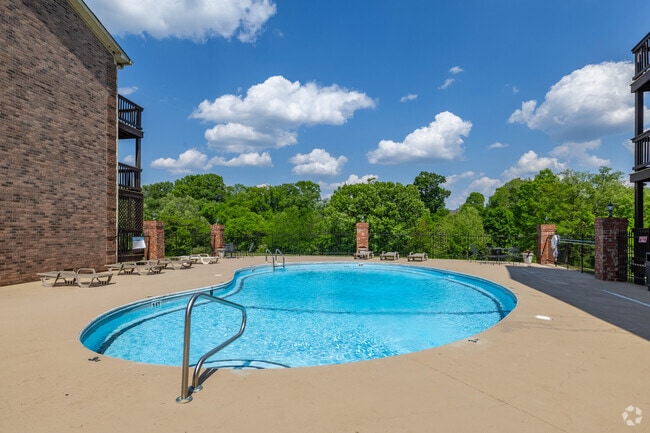 Building Photo - Rivermont Apartments