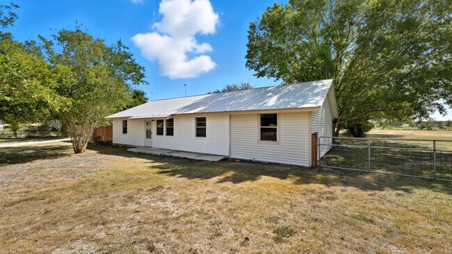Foto del edificio - 200 Valley Acres Dr