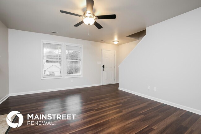 Building Photo - 195 Cherryhill Dr