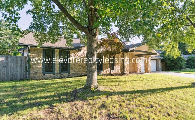 Foto del edificio - 7212 E 76th St