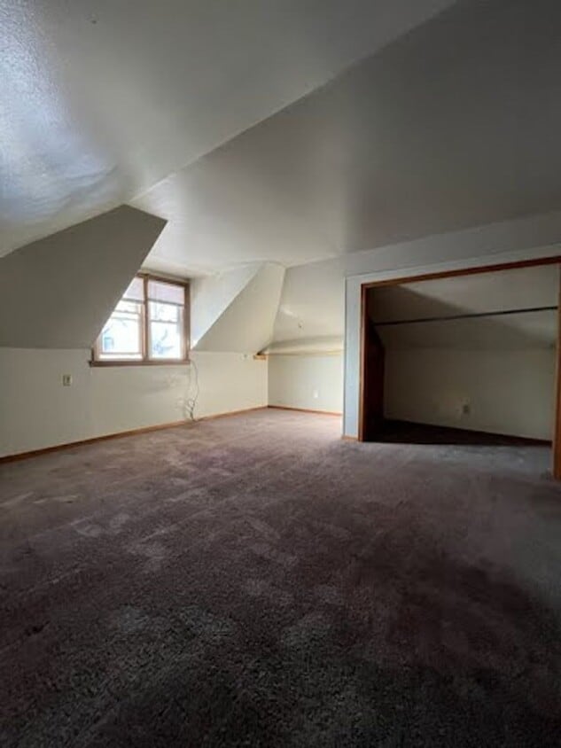 Foto del edificio - Gaurav-1138 S. 56th St.