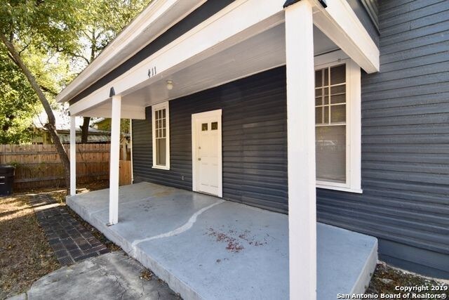 Building Photo - 411 Ripley Ave