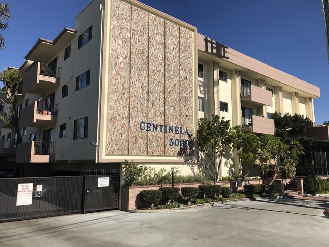 Foto del edificio - 5000 S Centinela Ave