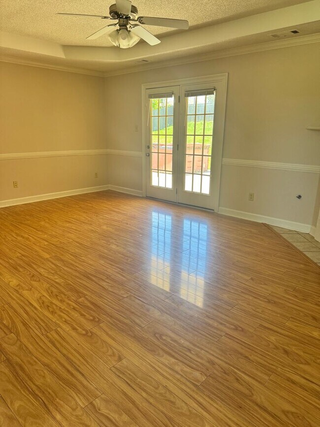 Building Photo - Beautiful 3 Bedroom, 2 Bathroom home located in the heart of Munford!