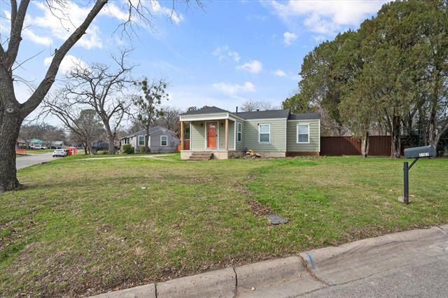 Building Photo - 1167 Greenbrier Dr