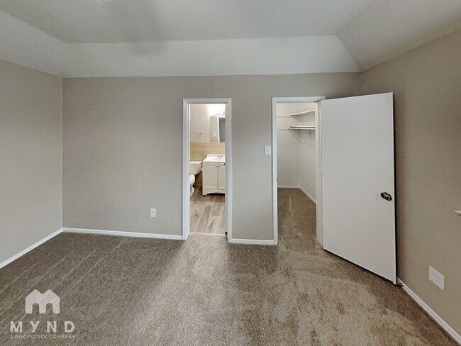 Foto del edificio - 105 Ripplewood Dr