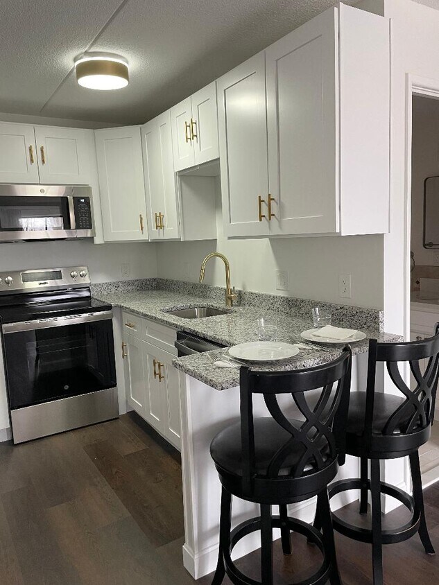 Foto principal - 46 Cochituate Rd