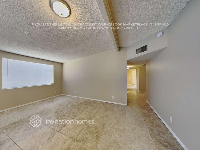 Foto del edificio - 2713 E Juniper Ave