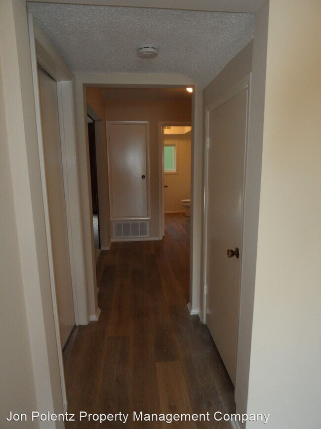 Building Photo - 3 br, 2.5 bath House - 2110 Millwood St.