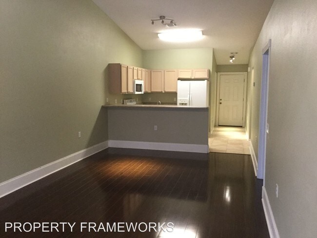Foto del edificio - 2498 Trailwood Dr