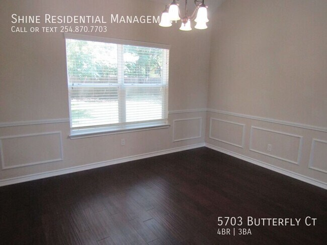 Foto del edificio - 5703 Butterfly Ct