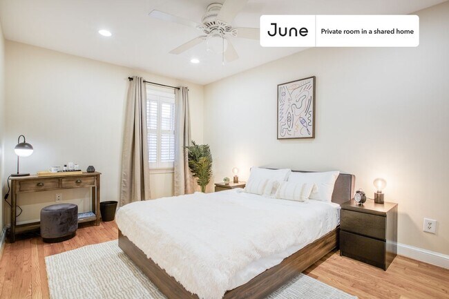 Building Photo - Room in Shared 3 bed/2 bath home in Capitol Hill
