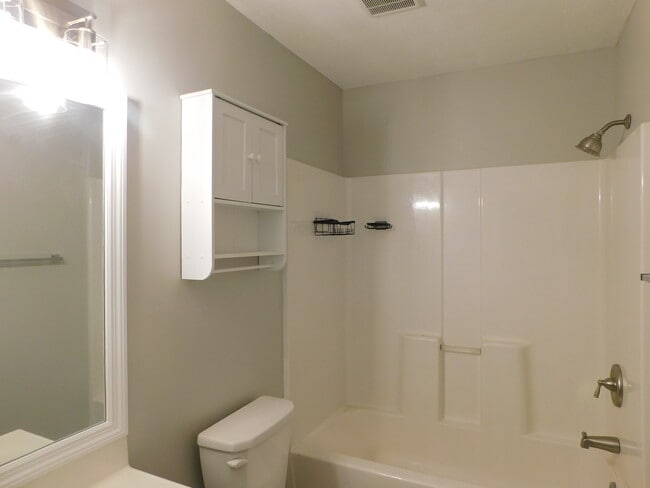 Foto del edificio - 517 White River Dr