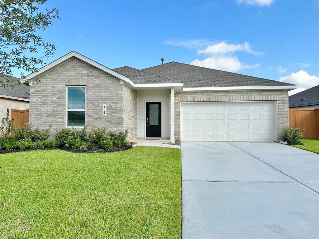 Primary Photo - 2524 Lago Costa Dr