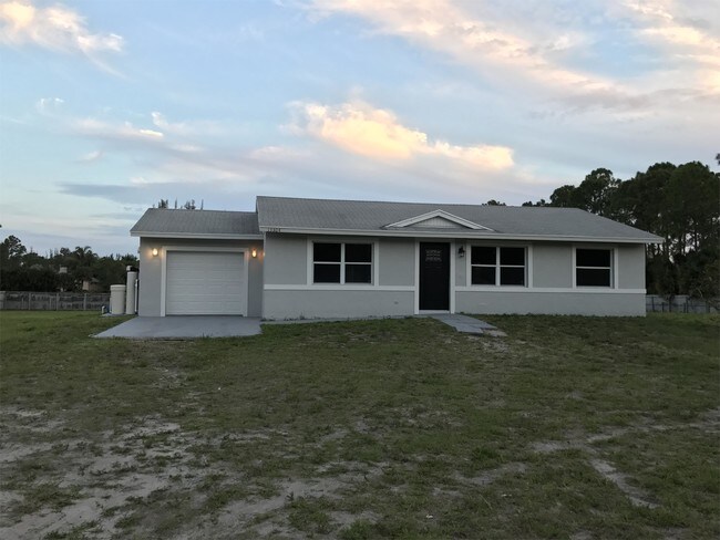 Building Photo - 13304 62nd Ct N
