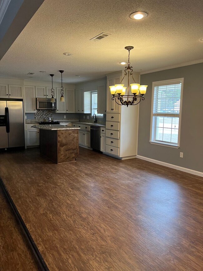 Foto del edificio - 103 Courtland Dr