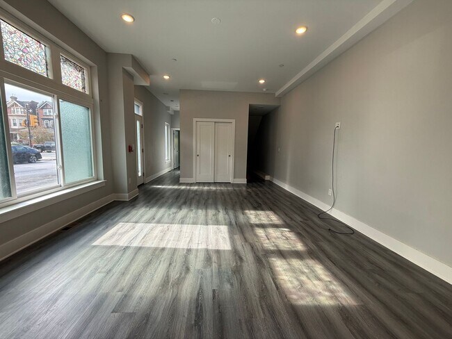 Foto del edificio - 5001 Walnut St