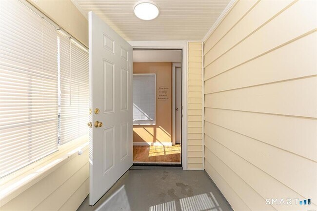 Photo - 55 Bronx Ave House