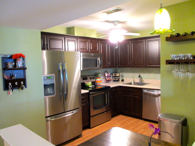 Kitchen (Angle 1) - 61 Mt Kemble Ave