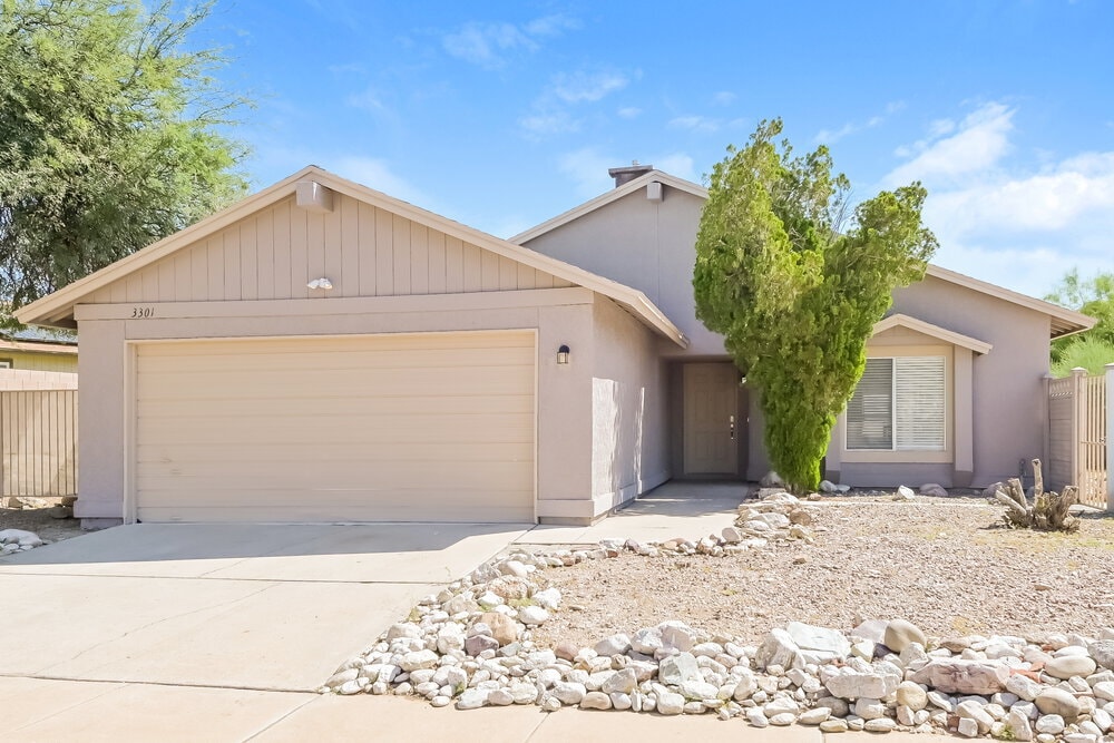 Primary Photo - 3301 S Marissa Dr