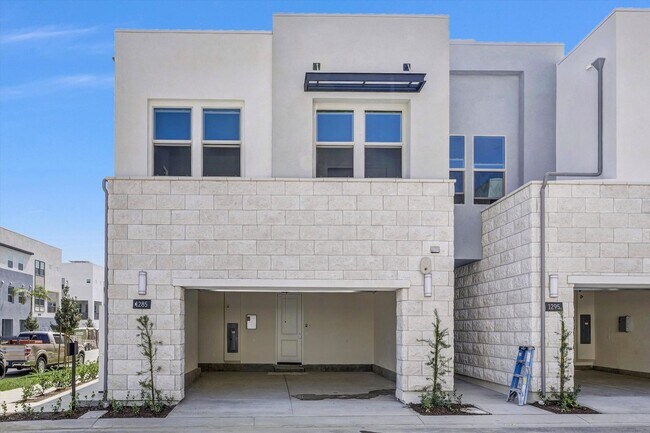 Foto del edificio - 1285 Hollyleaf Ter