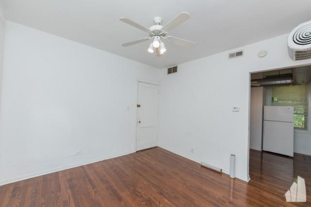 Building Photo - 1 bedroom in Chicago IL 60640