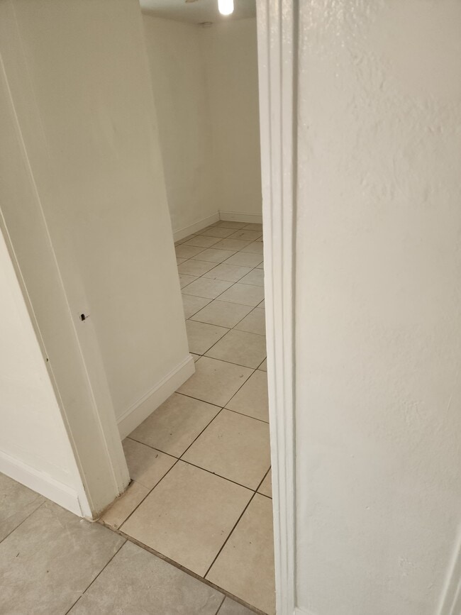 Foto del edificio - 25445 Shore Dr