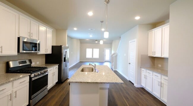 Foto del edificio - 21631 Sandy Dune Dr