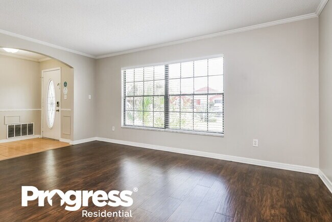 Building Photo - 2629 Saffron Dr