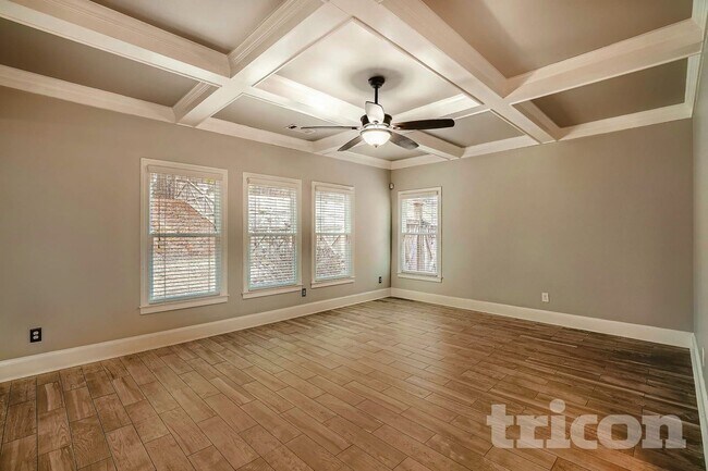 Foto del edificio - 1567 Squire Hill Ln