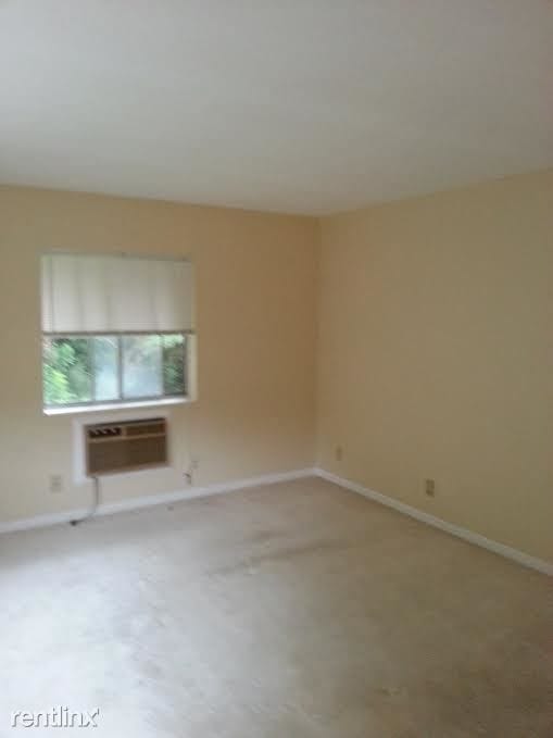 Building Photo - 5839 La Pinata Blvd