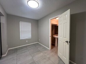 Building Photo - 12407 Nectar Ct