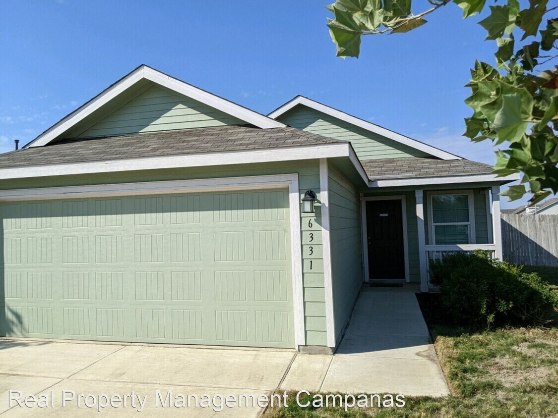 3 br, 2 bath House 6331 Arredondo Run, House Rental in San Antonio
