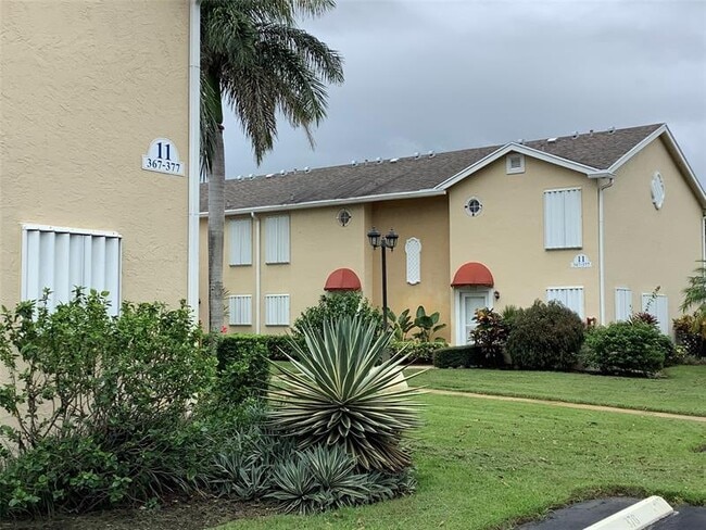 Building Photo - 369 Waterside Dr
