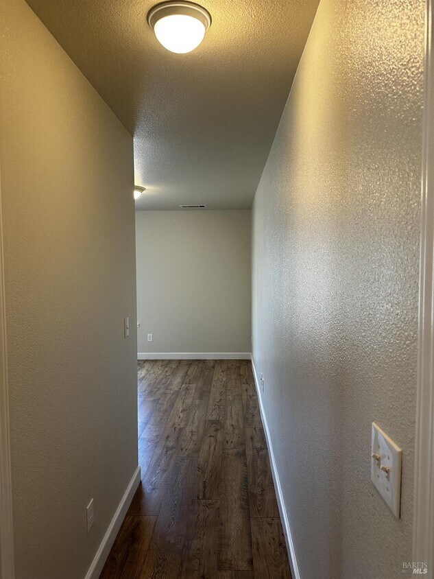 1201 E 5th St, Benicia, CA 94510 Room for Rent in Benicia, CA