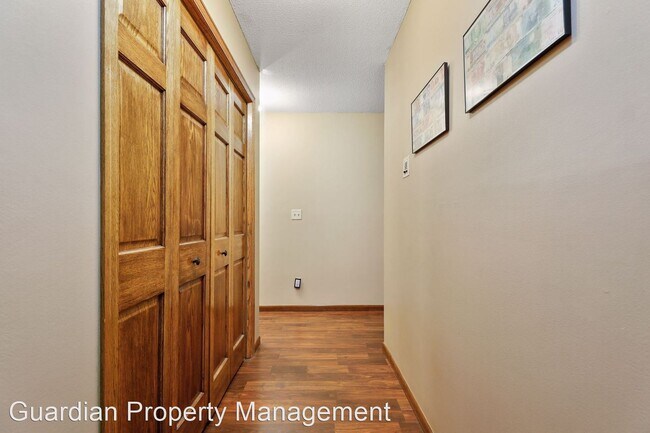 Foto del edificio - 2 br, 2 bath House - 1034 Cleveland Ave S,...