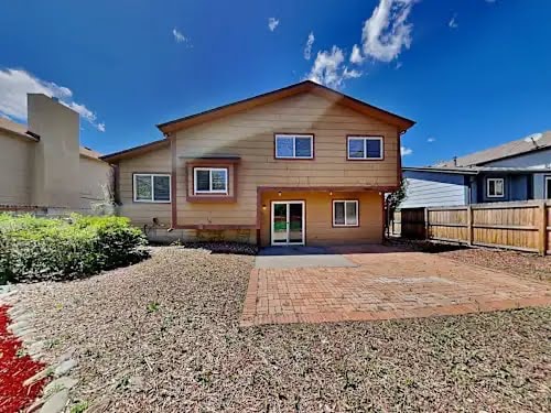 Building Photo - 12447 Country Meadows Dr