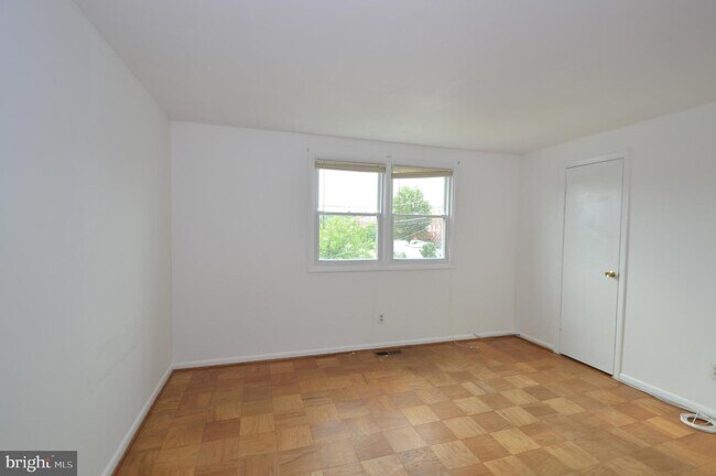 Building Photo - 5110 Westland Blvd