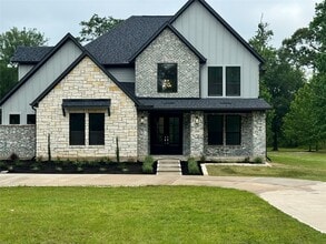 Building Photo - 40915 Friartuck Dr