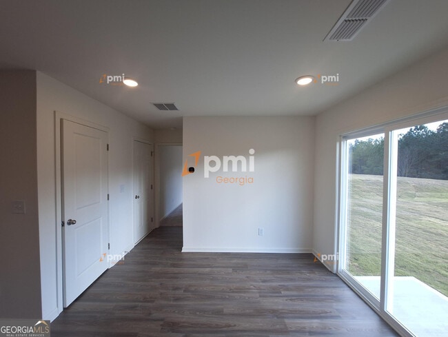 Building Photo - 181 Kinsale Dr