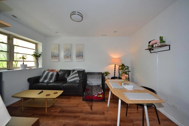 Foto del edificio - 218 W 24th St