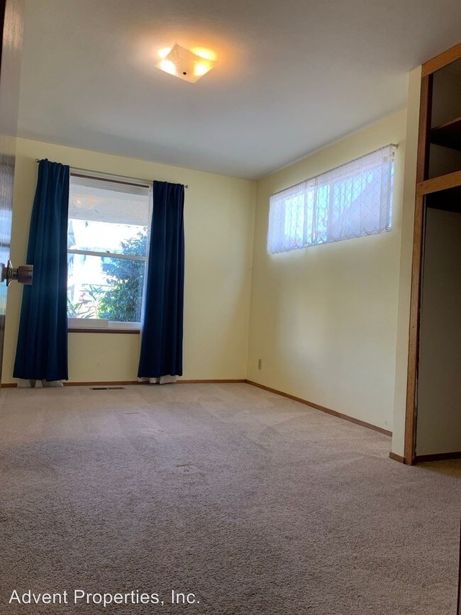 Building Photo - 4 br, 1.5 bath House - 1265 Excelsior Ave